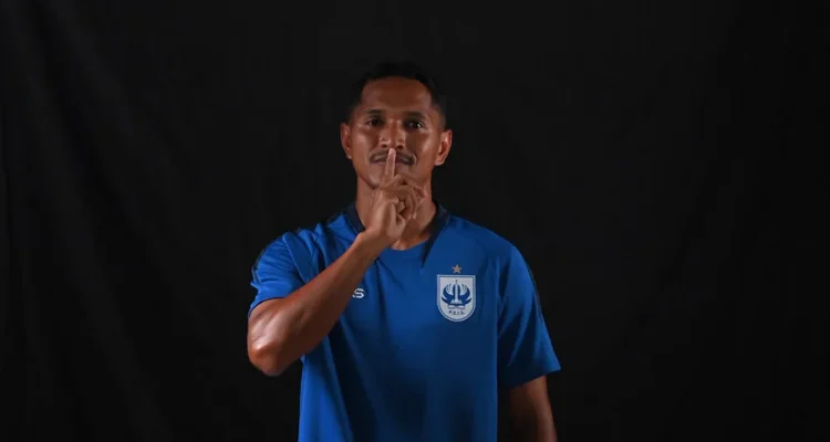 PSIS Semarang Tambah Dua Bek Berpengalaman, Abduh Lestaluhu dan Ahmad Nuri Fasya Resmi Gabung Mahesa Jenar