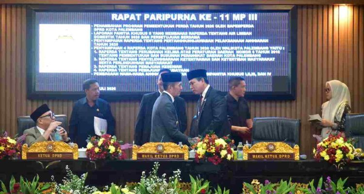 Ratu Dewa Hadiri Paripurna DPRD Palembang, Bahas Raperda Air Limbah, Kesenian hingga Penataan Organisasi Pemerintah