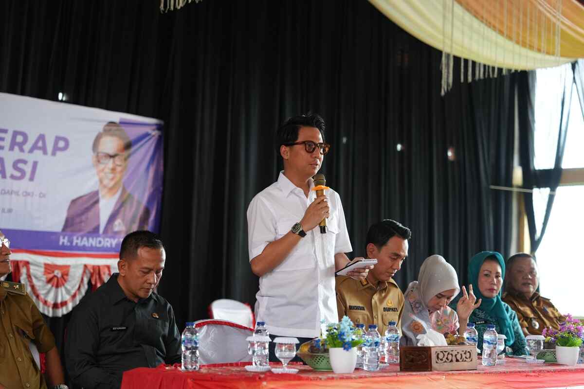 Reses di Desa Teloko, Handry Pratama Putra Tegaskan Pentingnya Aspirasi Masyarakat untuk Evaluasi Pembangunan