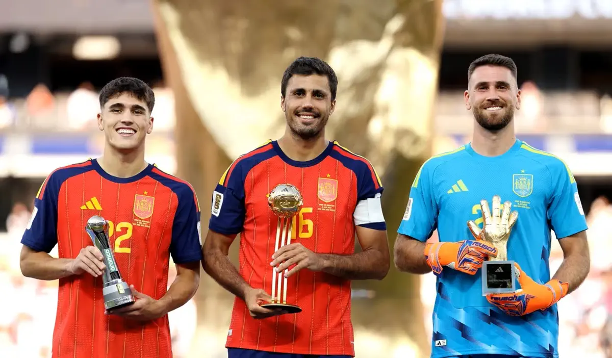 Penghargaan Piala Dunia FIFA 2026: Rodri Sabet Bola Emas, Mbappe Raih Sepatu Emas, Spanyol Borong Gelar Individu