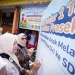 Tinjau Penutupan MPLS di Sekayu, Bunda PAUD Muba Tegaskan Komitmen Wajib Satu Tahun Pendidikan Prasekolah
