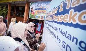 Tinjau Penutupan MPLS di Sekayu, Bunda PAUD Muba Tegaskan Komitmen Wajib Satu Tahun Pendidikan Prasekolah