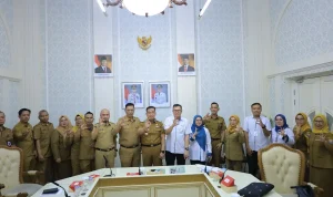 Pemkot Palembang Siapkan BPJS Ketenagakerjaan untuk RT, RW, Ustaz dan Ustazah, Data Penerima Masih Diverifikasi Pemkot Palembang Siapkan BPJS Ketenagakerjaan untuk RT, RW, Ustaz dan Ustazah, Data Penerima Masih Diverifikasi