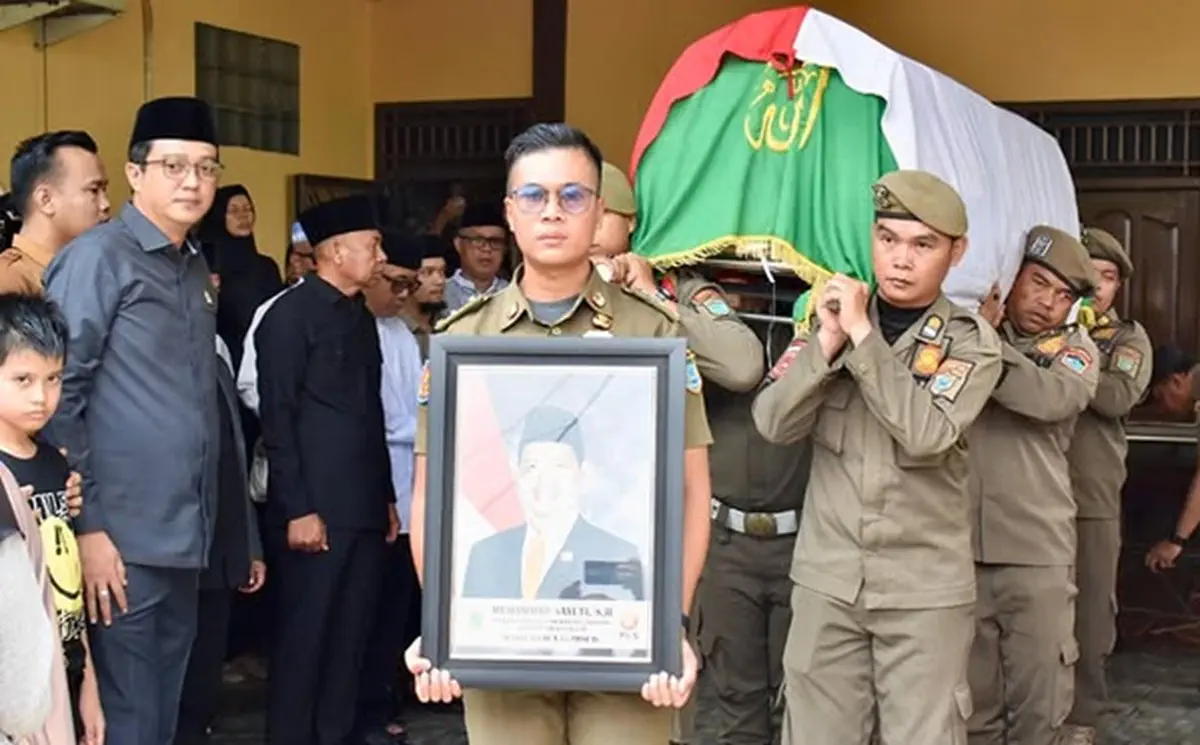 DPRD Ogan Ilir Gelar Penghormatan Terakhir untuk Almarhum Muhammad Sayuti