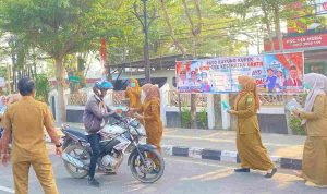 Cegah Risiko ISPA, Dinkes Muba Bagikan 1.000 Masker kepada Masyarakat