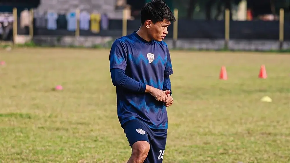 Fikri Ardiansyah Bertahan di Persikad Depok, Siap Tuntaskan Misi di Championship 2026/27