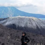 Gunung Anak Krakatau Meletus 8 Kali, Semburkan Lava Pijar, Status Masih Siaga