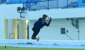 Persela Lamongan Punya Empat Kiper untuk Championship 2026/27, Bima Sakti Tekankan Kemampuan Build Up