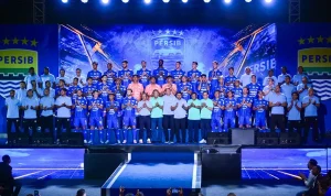 Persib-Launching-32-Pemain--Siap-Pertahankan-Gelar-Super-League-2026-27-1787700471 (1) Bobotoh Merapat! Persib Launching Skuad Super League 2026/27 dengan Kekuatan Baru