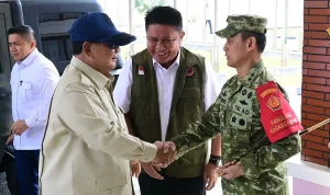 Prabowo Siapkan 2 Helikopter Water Bombing untuk Perkuat Penanganan Karhutla Sumsel