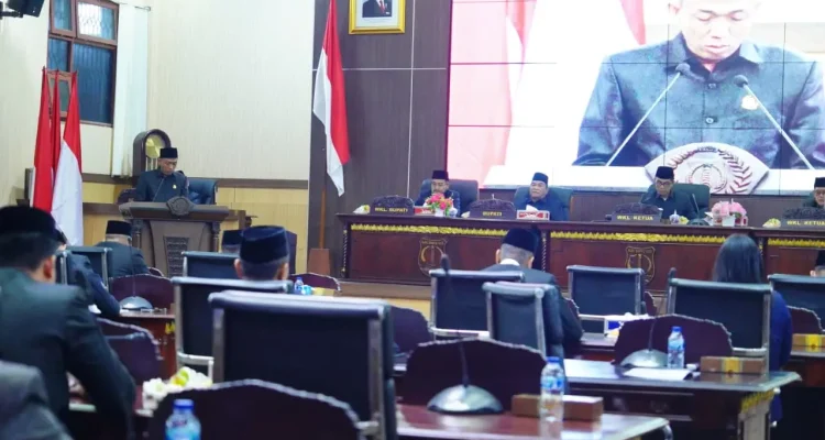Bupati dan Wabup Muba Hadiri Paripurna DPRD, Hasil Reses III 2026 Jadi Acuan Perencanaan Pembangunan Daerah