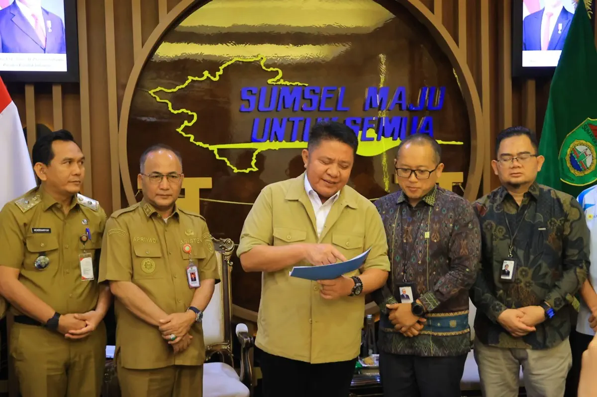 Gubernur Herman Deru Dorong Percepatan Elektrifikasi Pelosok Sumsel, 6.045 KK Segera Nikmati Listrik