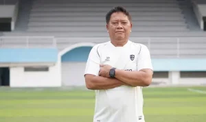 Mundari Karya Resmi Jadi Pelatih Kepala Isenmulang Kalteng FC, Lengkapi Regulasi Kepelatihan