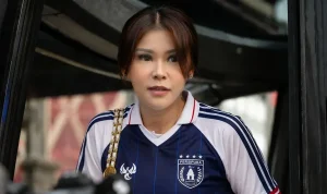 Manajer Persipura Jayapura, Eveline Injaya. FG : viralsumsel.com /iLeague