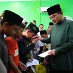 Safari Jumat di Talang Betutu, Prima Salam Minta Camat dan Lurah Proaktif Tangani Persoalan Warga