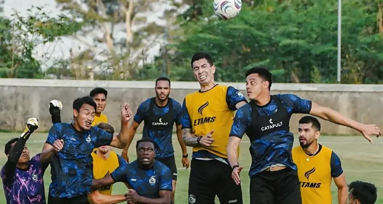 Arema FC Bidik Tiga Poin saat Jamu Bhayangkara FC, Marcos Vinicius Siap Tembus Pertahanan Lawan
