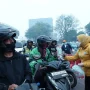Peduli Warga Terdampak Kabut Asap, Lidyawati Cik Ujang Bagikan Masker di Palembang