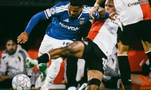 Como-vs-Feyenord-Liga-Champions Como 1907 Tumbang 2-3 dari Feyenoord, Cesc Fabregas Gagal Pertahankan Keunggulan