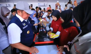 Herman Deru mengecek kesiapan Koperasi Merah Putih III Ilir, Palembang, mulai dari logistik, harga kebutuhan pokok, distribusi elpiji hingga transaksi digital. Herman Deru mengecek kesiapan Koperasi Merah Putih III Ilir, Palembang, mulai dari logistik, harga kebutuhan pokok, distribusi elpiji hingga transaksi digital.