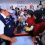 Herman Deru mengecek kesiapan Koperasi Merah Putih III Ilir, Palembang, mulai dari logistik, harga kebutuhan pokok, distribusi elpiji hingga transaksi digital.