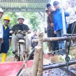Herman Deru meresmikan pengiriman minyak perdana PT Hamparan Anugerah di Musi Rawas dan meminta perusahaan memprioritaskan tenaga kerja lokal.