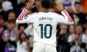 KM-Real-Madrid-vs-Sevilla-Mbappe-LaLiga-Liga-Spanyol Real Madrid Hajar Sevilla 4-1, Mbappe Cetak Dua Gol Termasuk Penalti Panenka