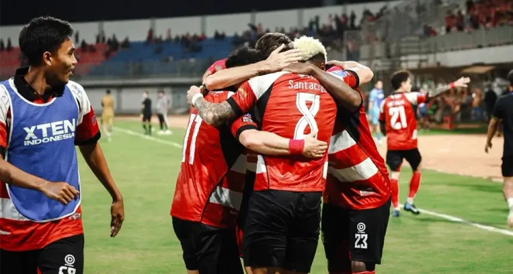 Madura United Belum Terkalahkan di Kandang, Lulinha Tantang Persib Bandung