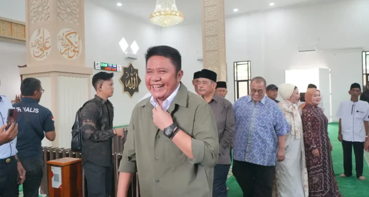 Resmikan Masjid Delima di Lahat, Herman Deru Ajak Umat Jaga Persatuan dan Makmurkan Masjid