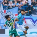 Persela Gagal Rebut Puncak Klasemen, Ditahan 10 Pemain Deltras FC 1-1