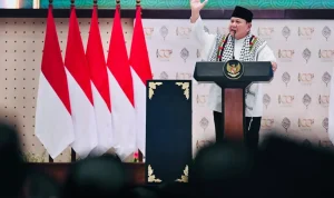 Presiden Prabowo menegaskan komitmen memperkuat dukungan pesantren pada Hari Santri Nasional 2026, termasuk melalui penguatan tata kelola dan pendidikan.