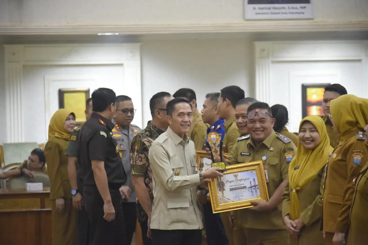 Damkarmat dan 9 OPD Terbaik di Palembang Raih Penghargaan PEKPPP 2026, Ratu Dewa Ingatkan ASN Tak Persulit Warga