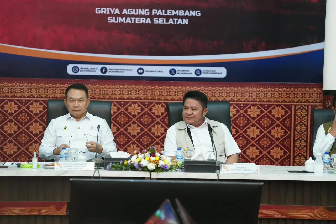 Sumsel Gaspol Atasi Kabut Asap, Herman Deru Dampingi Menko Polkam Siapkan Operasi Dry Ice